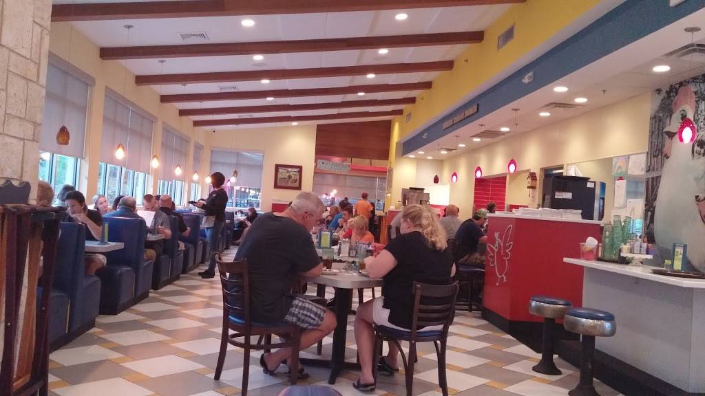 Townhouse Restaurant | meal takeaway | 139 N Central Ave, Oviedo, FL 32765, USA | 4073655151 OR +1 407-365-5151