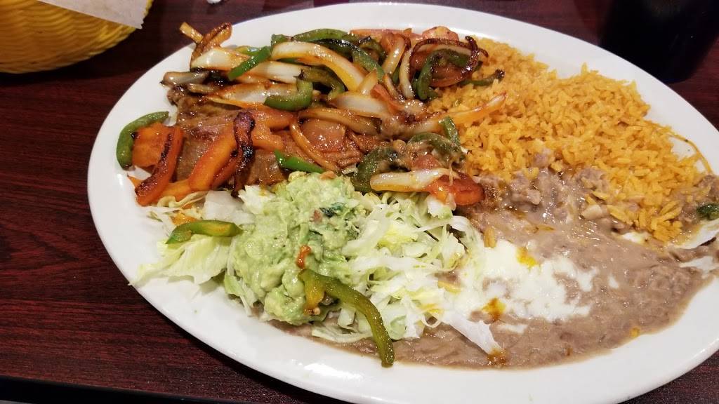 Las Tapatias Mexican Restaurant | restaurant | 1306 Wapakoneta Ave, Sidney, OH 45365, USA | 9375079210 OR +1 937-507-9210