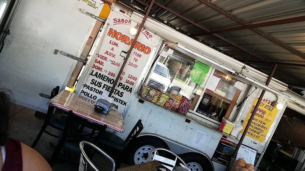 Taqueria Los Compadres | restaurant | 4753 FL-574, Plant City, FL 33567, USA | 8137587617 OR +1 813-758-7617