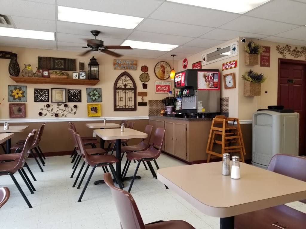 Ebs Eats & Treats | restaurant | 4620 Mill Branch Ln, Knoxville, TN 37938, USA | 8659222227 OR +1 865-922-2227