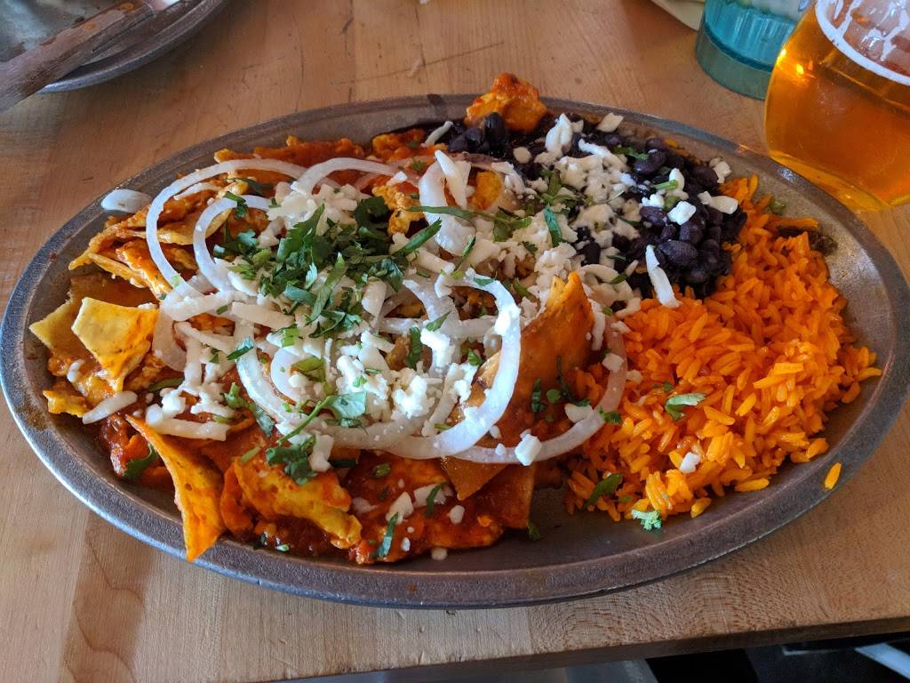 Twisted Spoke | restaurant | 501 N Ogden Ave, Chicago, IL 60642, USA | 3126661500 OR +1 312-666-1500