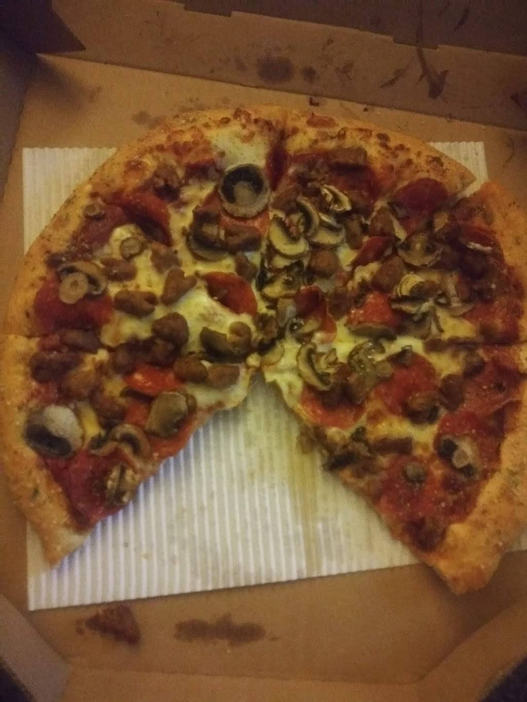 Pizza Hut | meal takeaway | 6300 White Ln Ste O, Bakersfield, CA 93309, USA | 6618336800 OR +1 661-833-6800