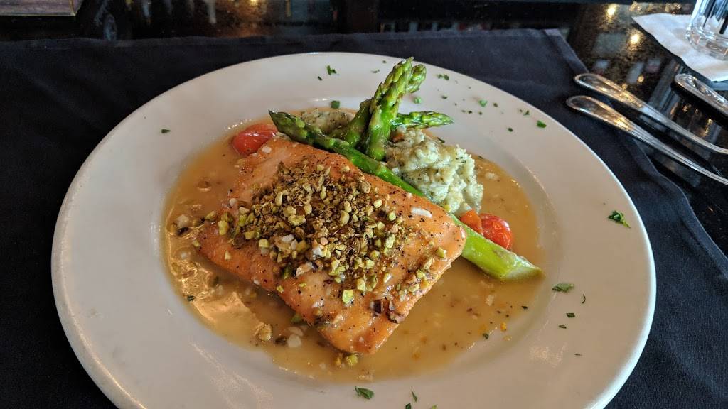 Capri of Downers Grove | restaurant | 5101 Main St, Downers Grove, IL 60515, USA | 6302410695 OR +1 630-241-0695