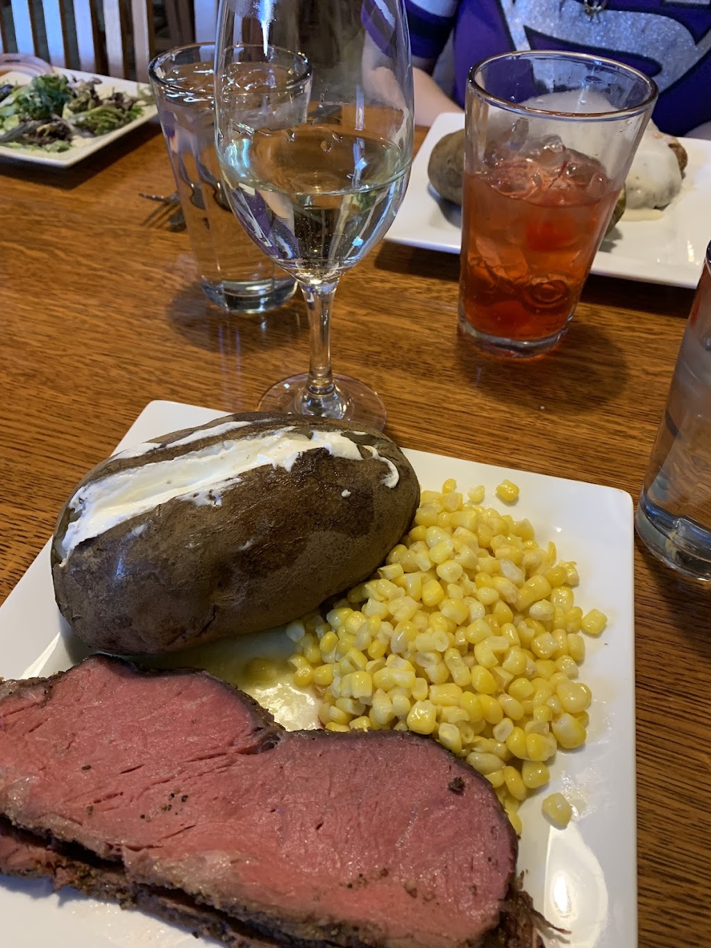 The Sample Room Tavern | restaurant | 414 26th St, Wilson, KS 67490, USA | 7856582284 OR +1 785-658-2284