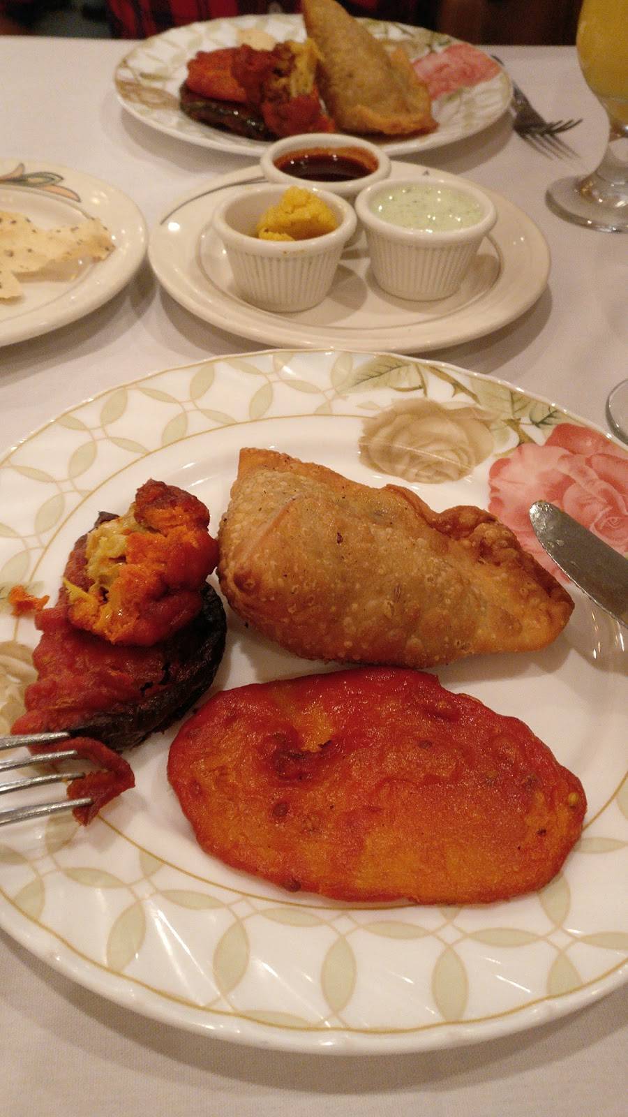 Aatish On the Hill | restaurant | 4322, 609 Pennsylvania Ave SE, Washington, DC 20003, USA | 2027335026 OR +1 202-733-5026