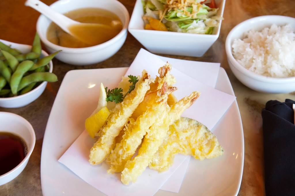 Sakana Sushi Bar | restaurant | 7626 Campus View Dr #110, West Jordan, UT 84084, USA | 8012820670 OR +1 801-282-0670