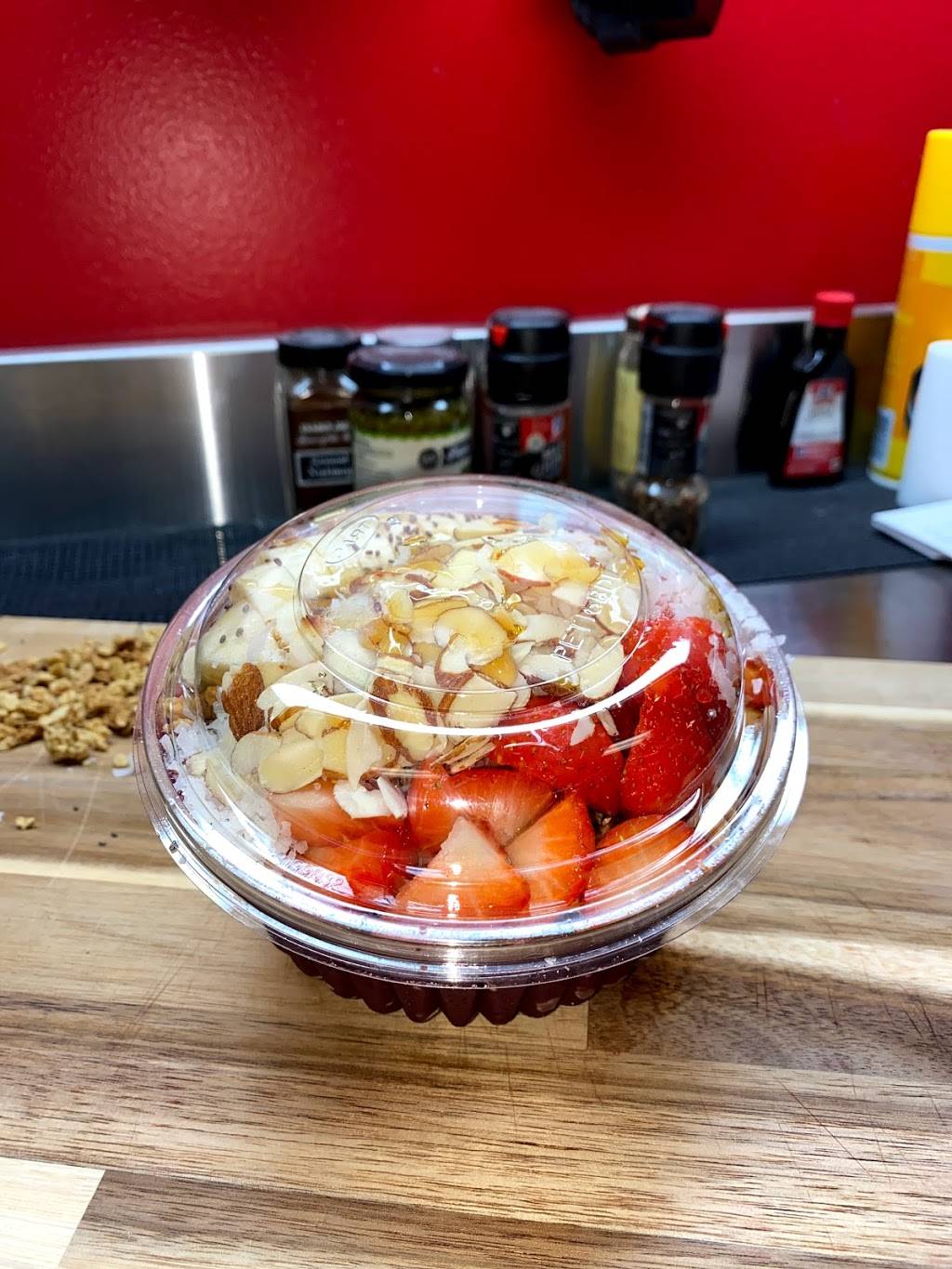 Stallion Smoothies (Inside L.A. Fitness) | restaurant | 15053 Main St, Bellevue, WA 98007, USA | 4256447851 OR +1 425-644-7851