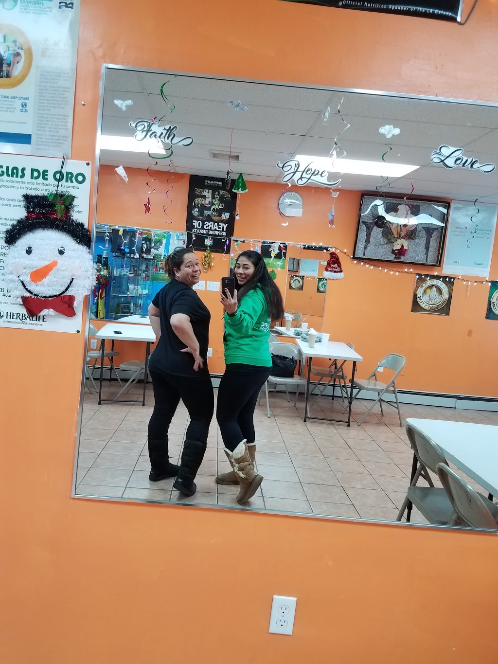 Herbalife Luis Guallpa | restaurant | 243 Nassau Rd, Roosevelt, NY 11575, USA | 5169968621 OR +1 516-996-8621