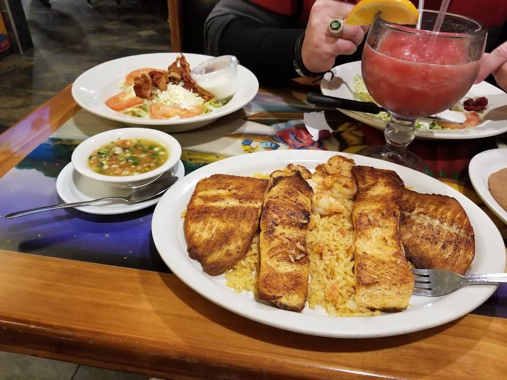 El Nopal | restaurant | 5444 New Cut Rd, Louisville, KY 40214, USA | 5023808447 OR +1 502-380-8447