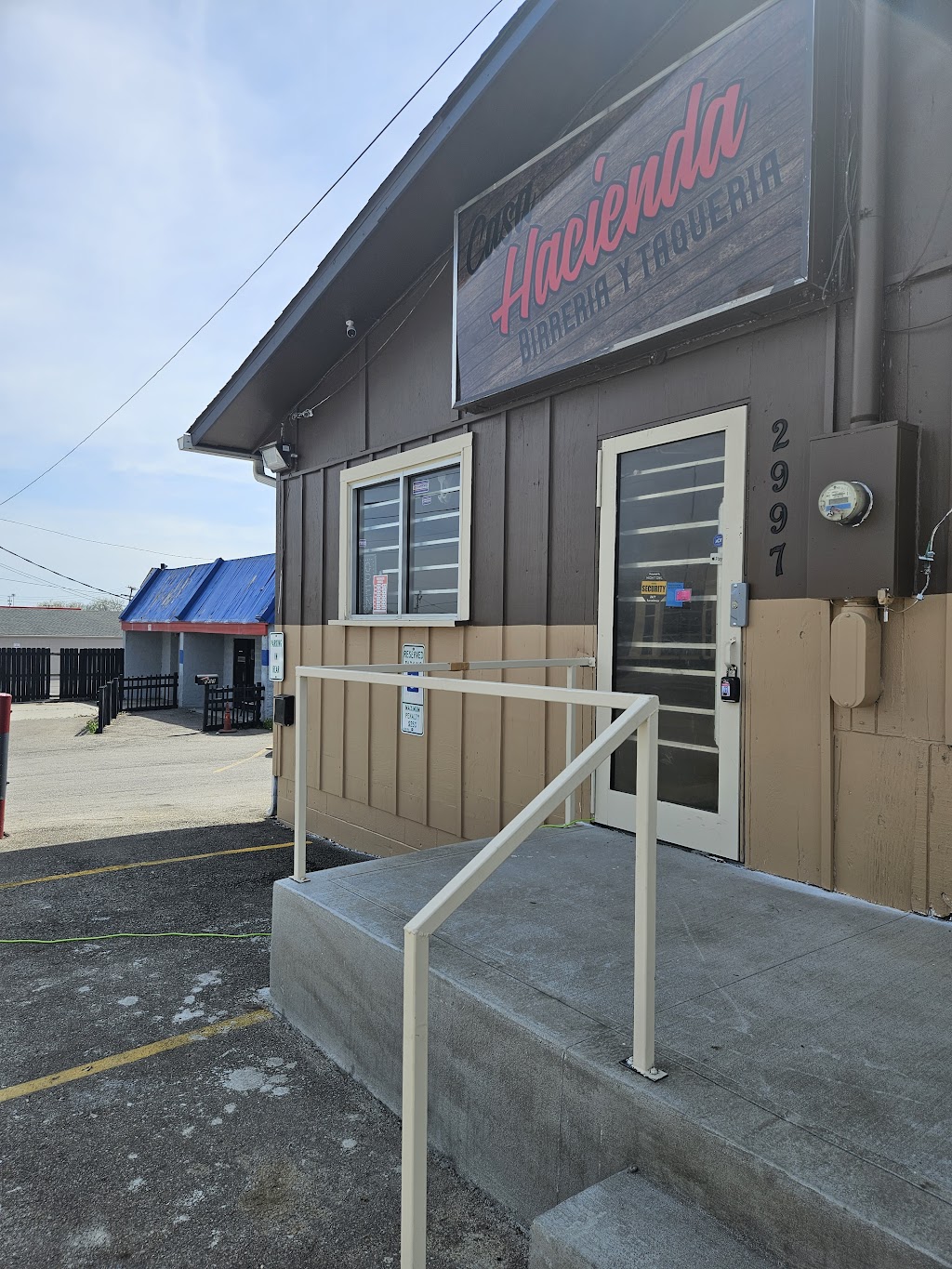 Casa Hacienda Birrieria & Taco Shop | meal takeaway | 2997 Morse Rd, Columbus, OH 43231, USA | 6149449033 OR +1 614-944-9033