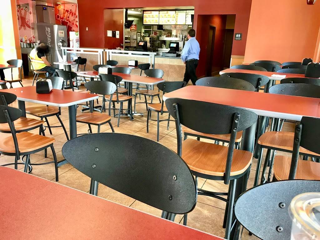 Jack in the Box | restaurant | 2775 S Reservoir St, Pomona, CA 91766, USA | 9096285010 OR +1 909-628-5010