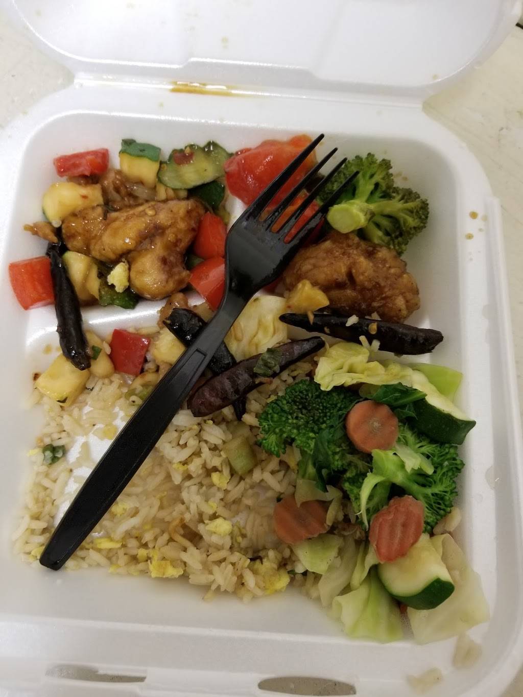 Panda Express | meal takeaway | 9867 Magnolia Ave, Riverside, CA 92503, USA | 9513438948 OR +1 951-343-8948