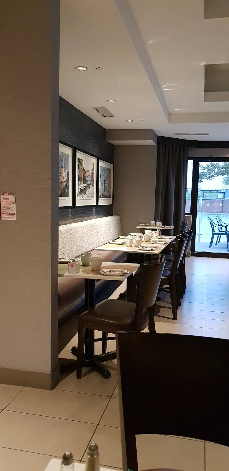 TaZa Grill Bar | restaurant | 2501 Argentia Rd, Mississauga, ON L5N 4G8, Canada | 9053632444 OR +1 905-363-2444