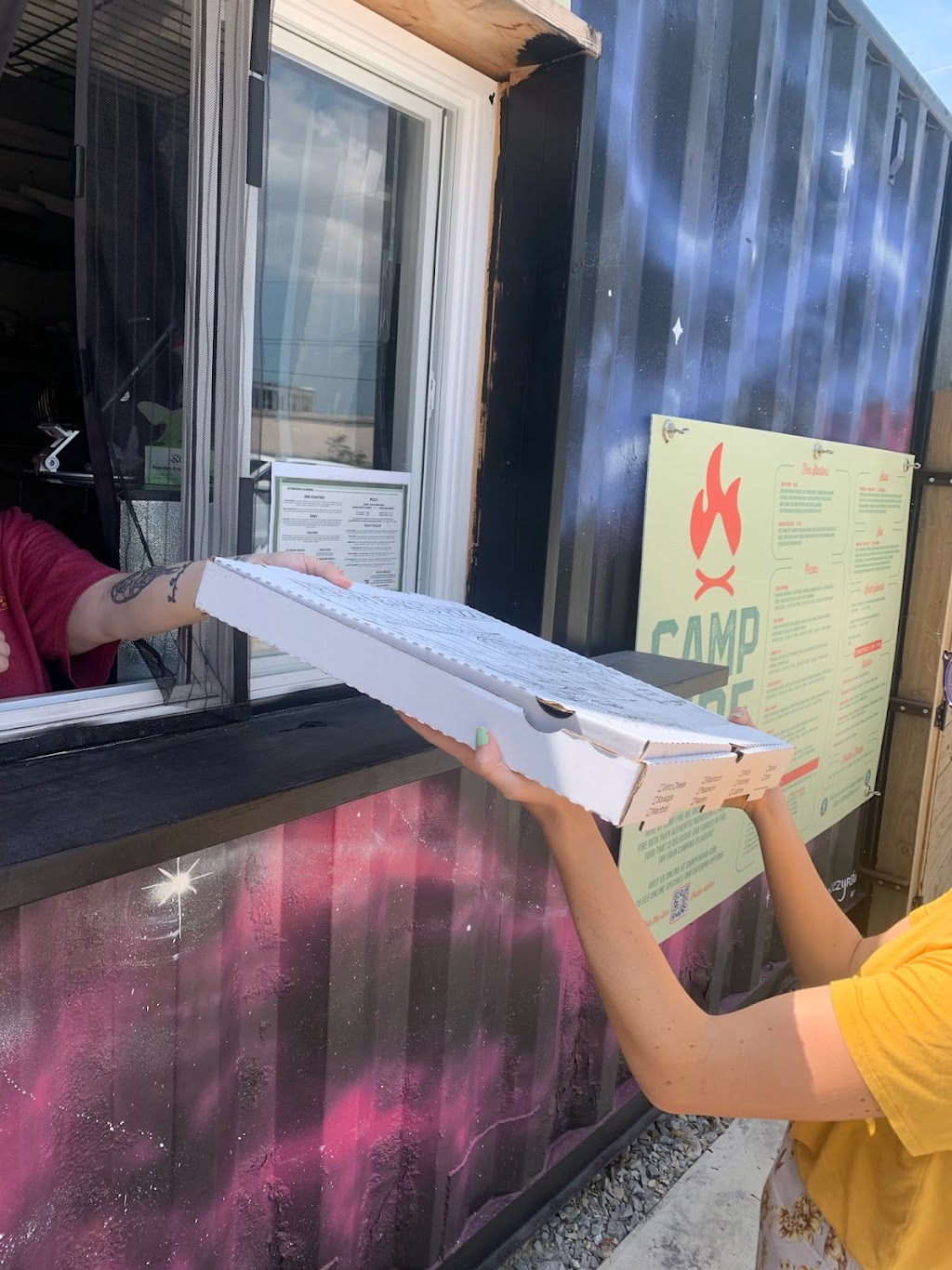 Camp Fire Pizza | restaurant | 401 W Huntington Ave, Jonesboro, AR 72401, USA | 8705864775 OR +1 870-586-4775