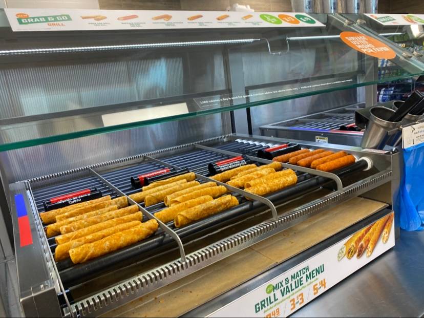 7-Eleven | bakery | 13720 Boggy Creek Rd, Orlando, FL 32824, USA | 3216663579 OR +1 321-666-3579