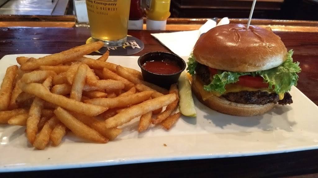 Moon River Brewing Company | restaurant | 21 W Bay St, Savannah, GA 31401, USA | 9124470943 OR +1 912-447-0943