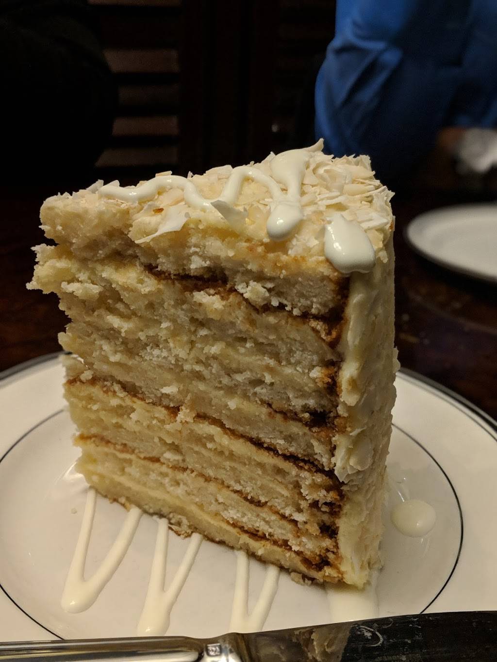 The Grill on the Alley | restaurant | 13270 Dallas Pkwy, Dallas, TX 75240, USA | 2144591601 OR +1 214-459-1601