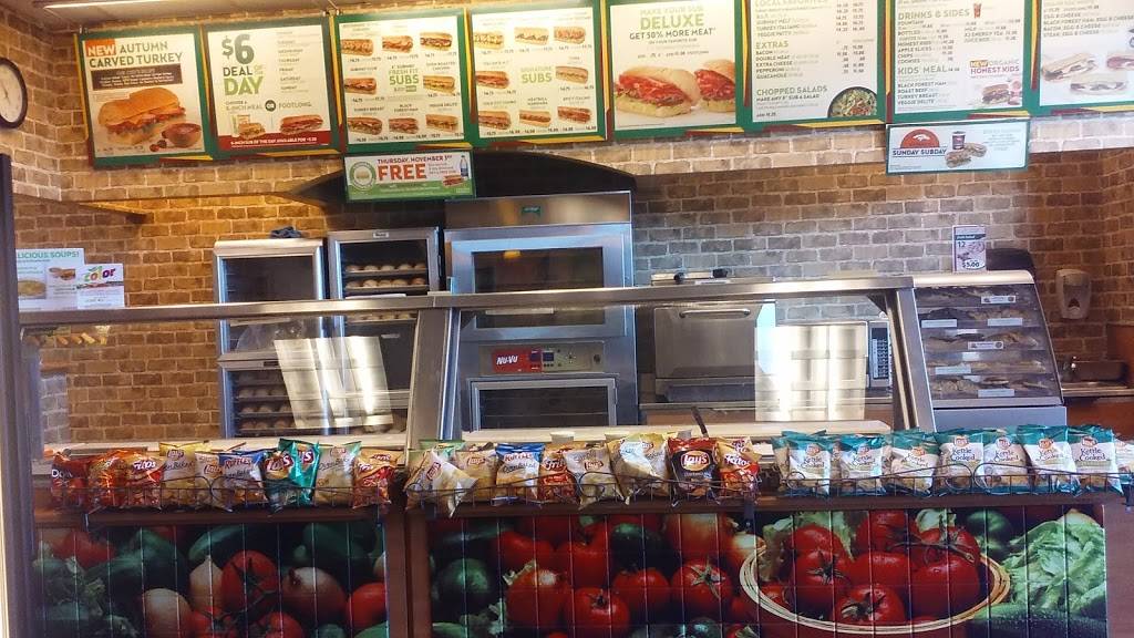 Subway Restaurants | restaurant | 2897 W Belleview Avenue Ste B Centennial, Square, Littleton, CO 80123, USA | 3037303958 OR +1 303-730-3958