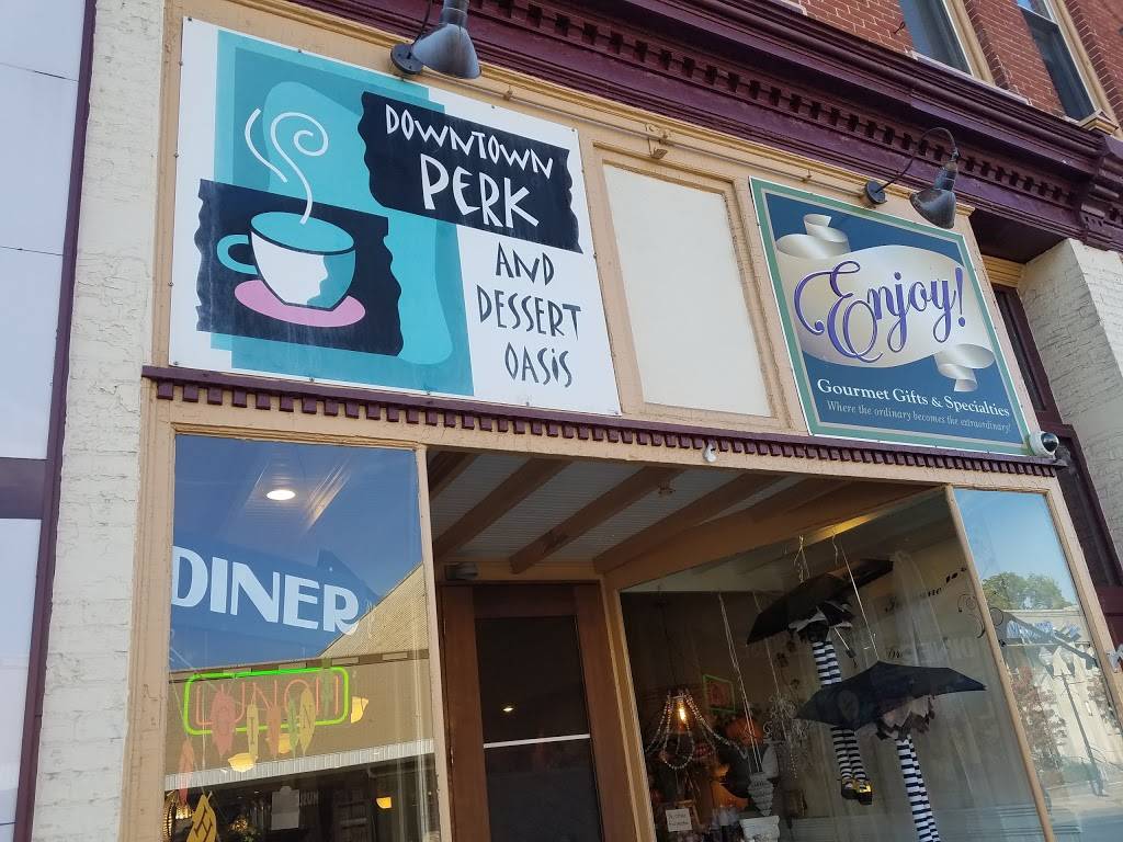 Downtown Perk & Desserts Oasis | restaurant | 145 W Main St, Ashland, OH 44805, USA | 4192817375 OR +1 419-281-7375