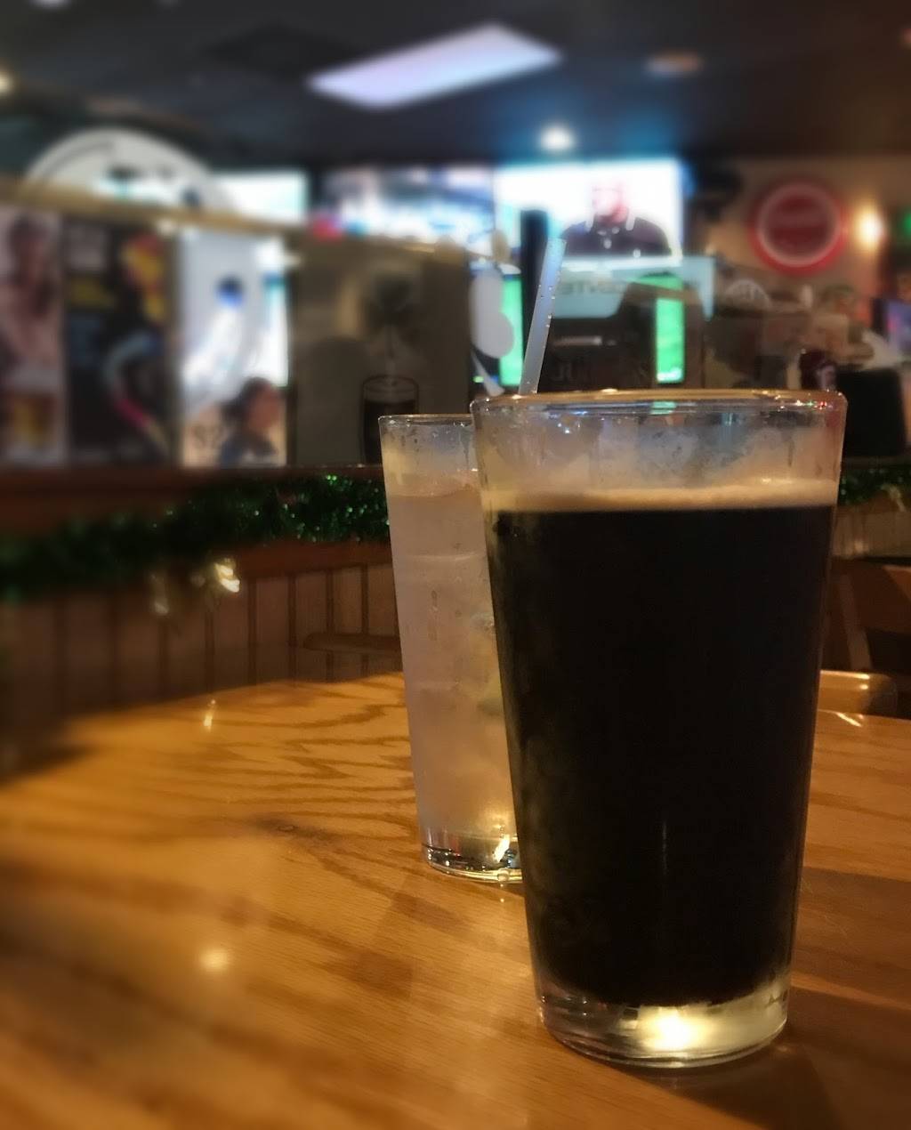 Beef O Bradys | restaurant | 1817 E Broadway St, Oviedo, FL 32765, USA | 4073662333 OR +1 407-366-2333