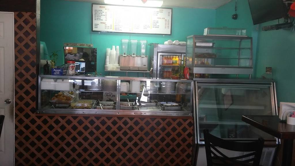 J.R | restaurant | 352 Utica Ave, Brooklyn, NY 11213, USA | 7185768860 OR +1 718-576-8860