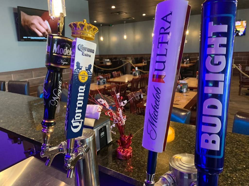 Kings Crab | restaurant | 535 Pine Island Rd D, North Fort Myers, FL 33903, USA | 2396562828 OR +1 239-656-2828