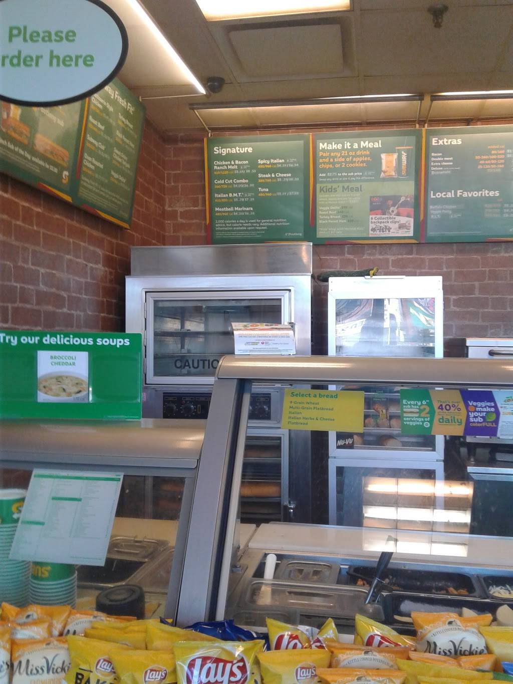 Subway Restaurants | restaurant | 205-20 Jamaica Ave, Hollis, NY 11423, USA | 3474264162 OR +1 347-426-4162