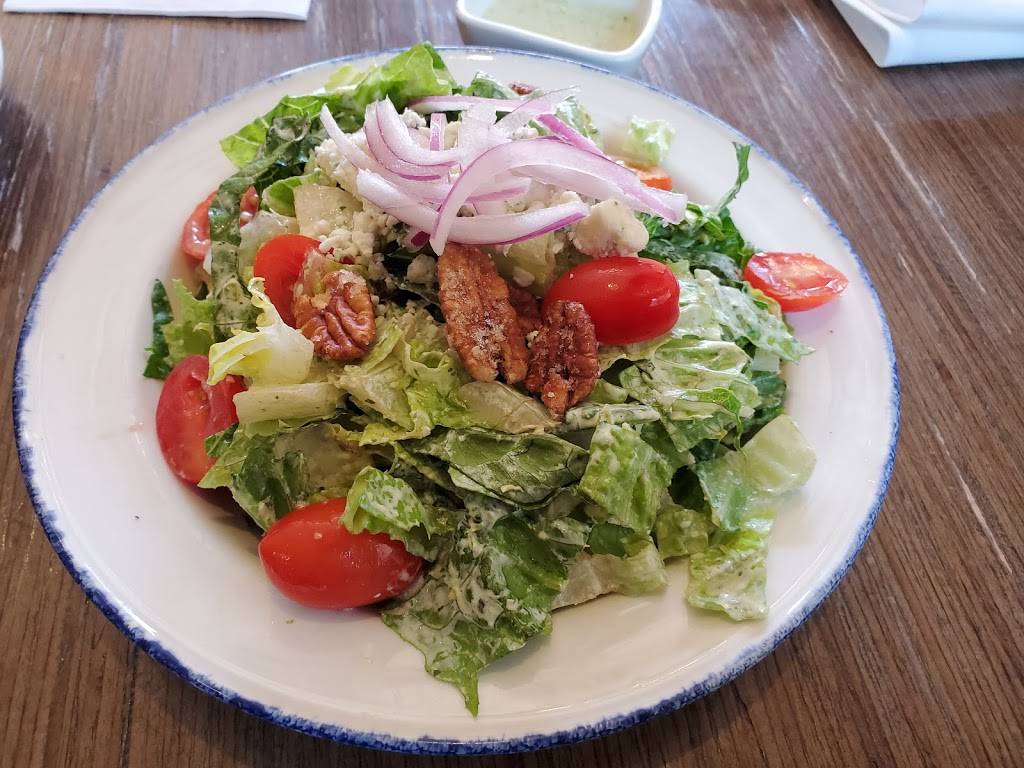 The Halls Pizza Kitchen | restaurant | 1004 N Hudson Ave #106, Oklahoma City, OK 73105, USA | 4056001991 OR +1 405-600-1991