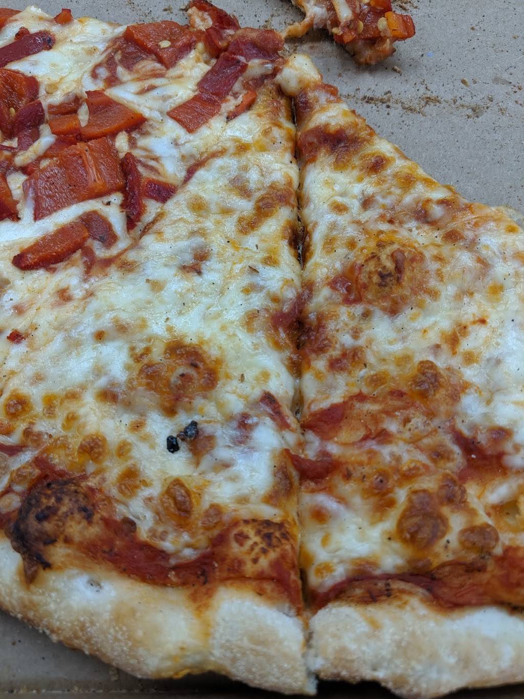 Ginos | restaurant | 1515 Rebecca St, Oakville, ON L6L 5G8, Canada | 8663104466 OR +1 866-310-4466