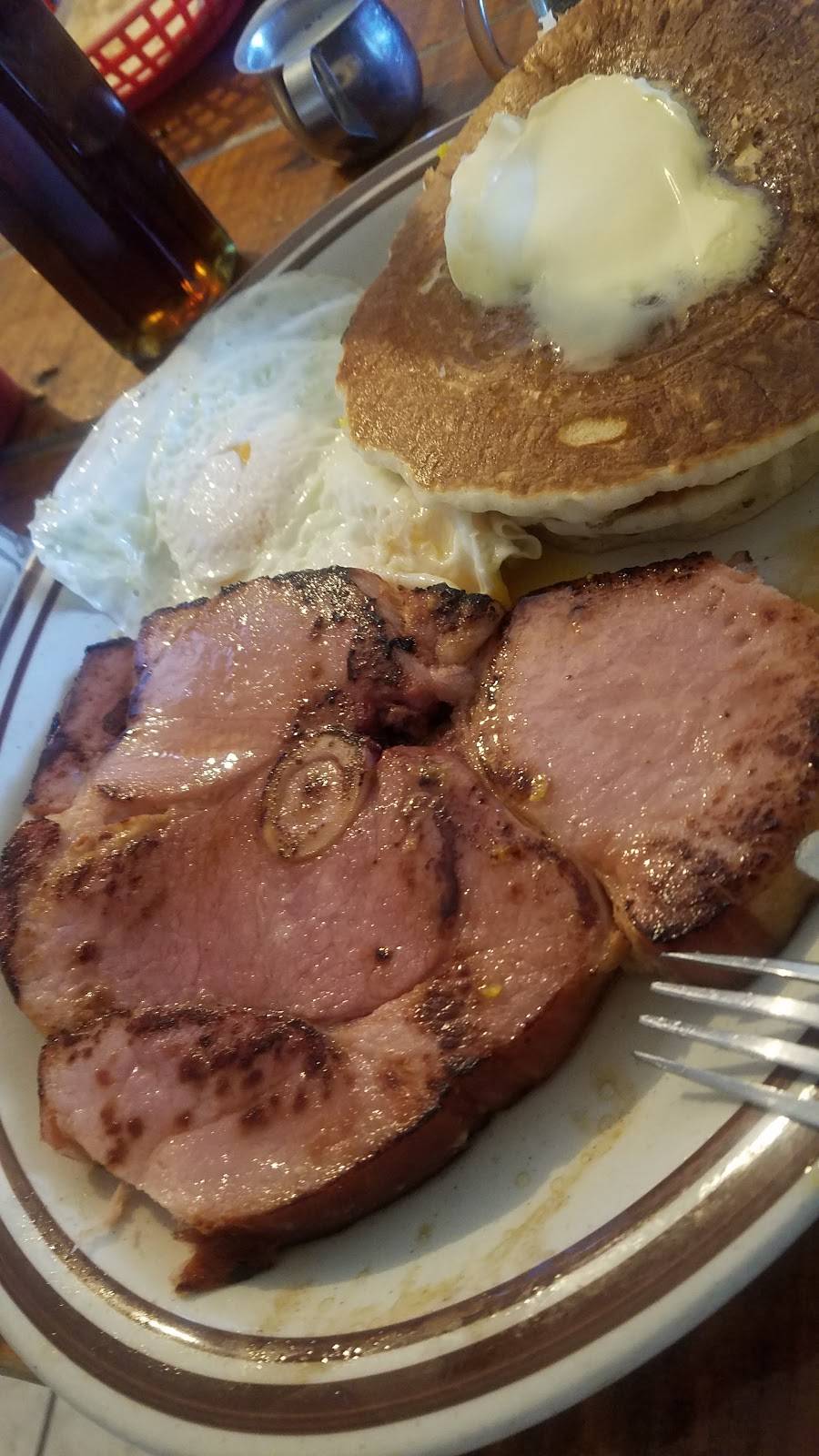 El Bayo | restaurant | 300 Paloma Blanca Dr, Chaparral, NM 88081, USA | 5758244749 OR +1 575-824-4749