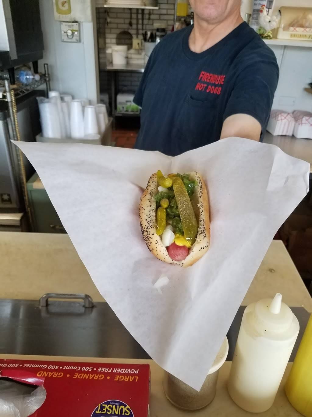 Firehouse Broasted Chicken | restaurant | 3825 147th St, Midlothian, IL 60445, USA | 7083895618 OR +1 708-389-5618