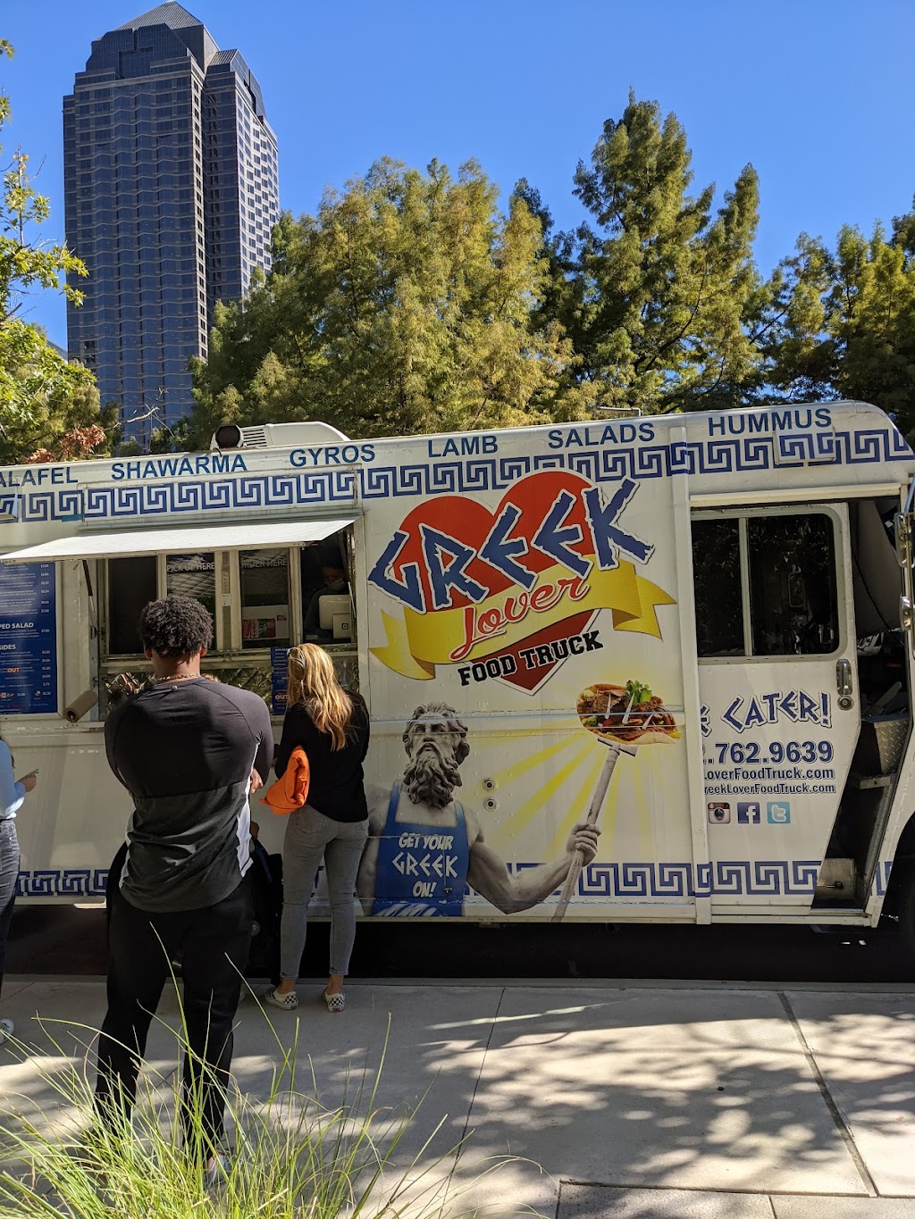 Abes Flavor Flave | meal takeaway | 2012 Woodall Rodgers Fwy, Dallas, TX 75201, USA | 9727629639 OR +1 972-762-9639