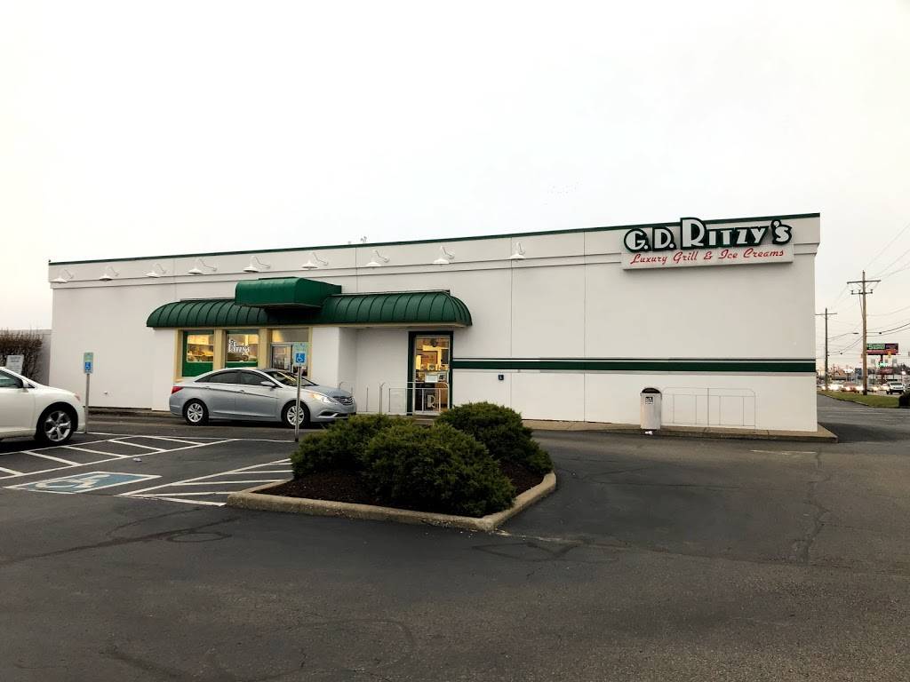 G D Ritzys | restaurant | 601 N Green River Rd, Evansville, IN 47715, USA | 8124746259 OR +1 812-474-6259