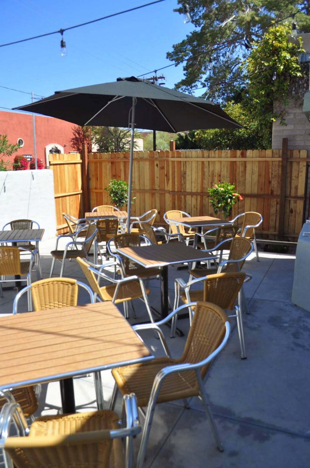 Craft 64 (Scottsdale) | restaurant | 6922 E Main St, Scottsdale, AZ 85251, USA | 4809460542 OR +1 480-946-0542