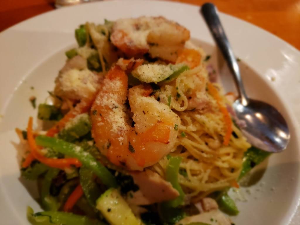 Red Cranberries Restaurant | restaurant | 601 Parliament St, Toronto, ON M4X 1P9, Canada | 4169256330 OR +1 416-925-6330