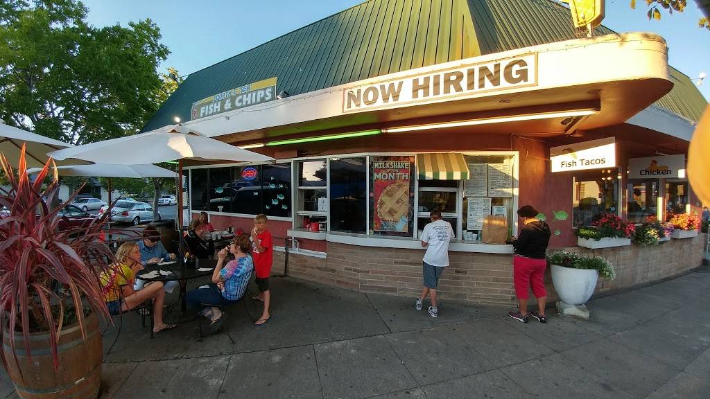 Fourth & Sea | Fish & Chips | restaurant | 101 4th St, Petaluma, CA 94952, USA | 7077626424 OR +1 707-762-6424