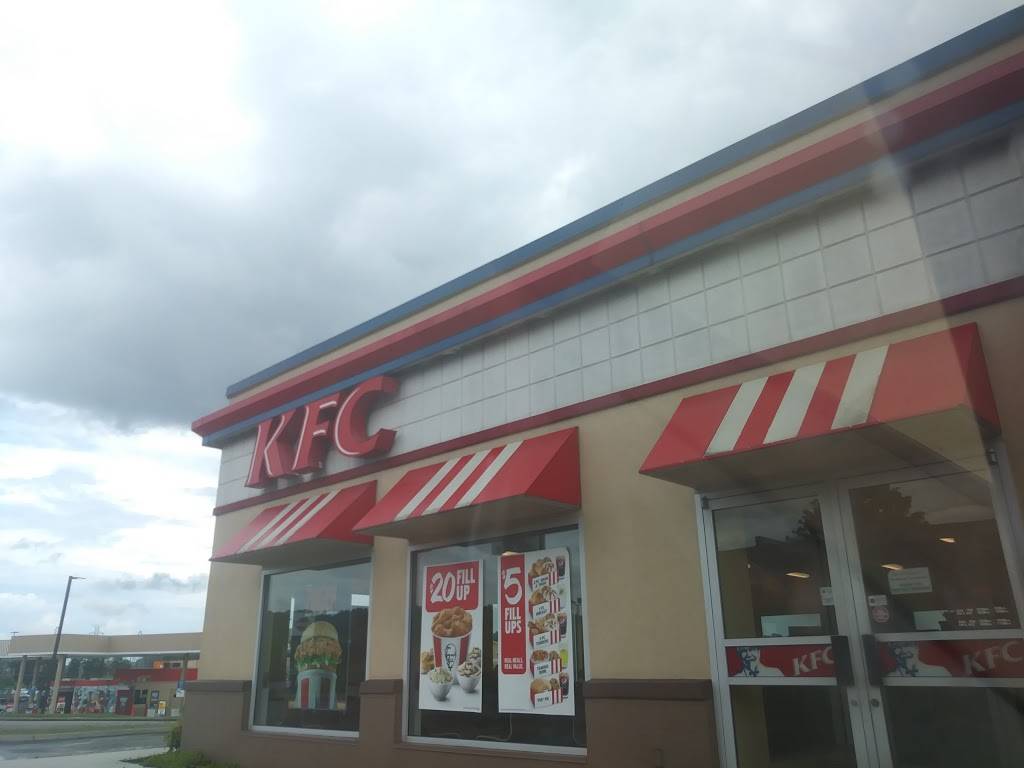 KFC | restaurant | 5266 Millertown Pike, Knoxville, TN 37924, USA | 8655240053 OR +1 865-524-0053
