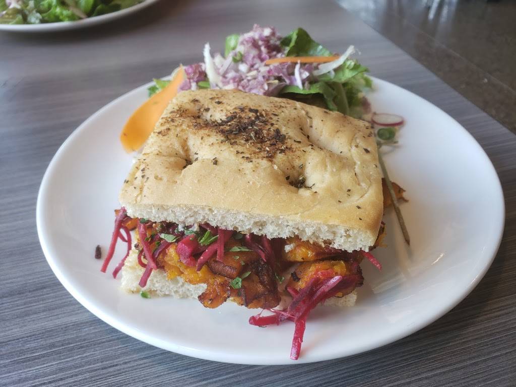 Farm Table Foundation | restaurant | 110 Keller Ave N, Amery, WI 54001, USA | 7152684500 OR +1 715-268-4500