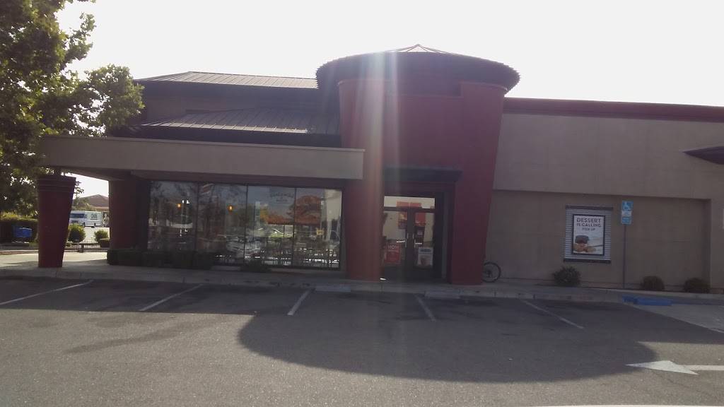 Jack in the Box | restaurant | 1310 E Yosemite Ave, Manteca, CA 95336, USA | 2098245359 OR +1 209-824-5359