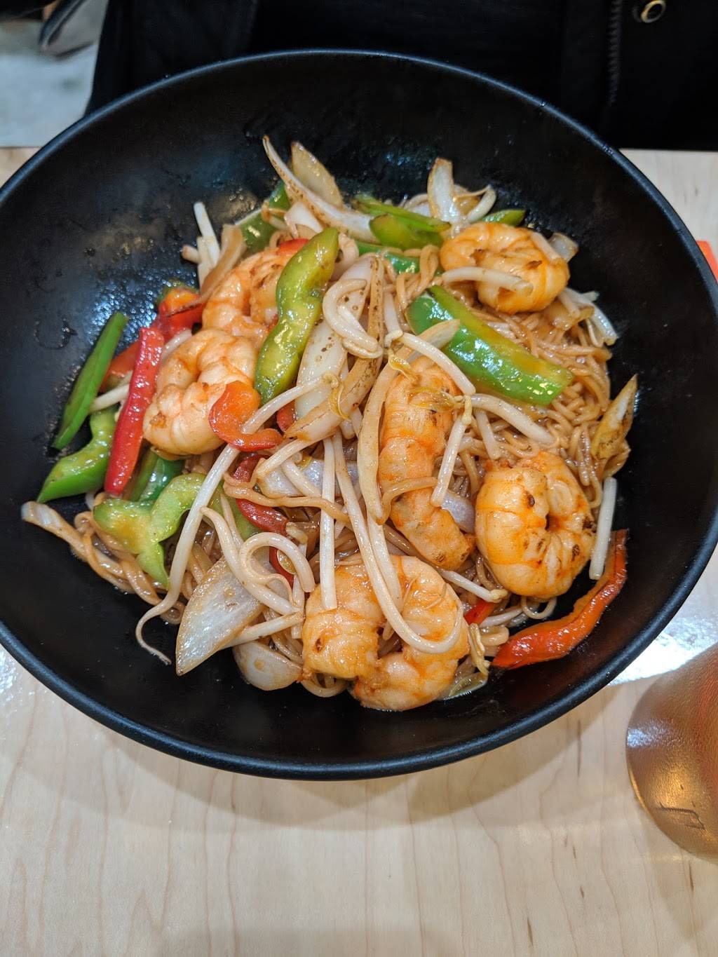 Lanzhou Hand Pull Noodle | restaurant | 3 Grand Corner Ave, Gaithersburg, MD 20878, USA | 2404037486 OR +1 240-403-7486