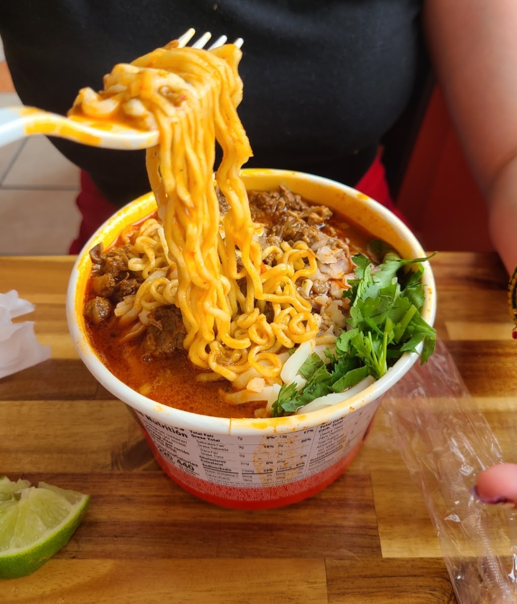 Birrieria Don Luis | restaurant | 3544 E 106th St, Chicago, IL 60617, USA | 7733594305 OR +1 773-359-4305