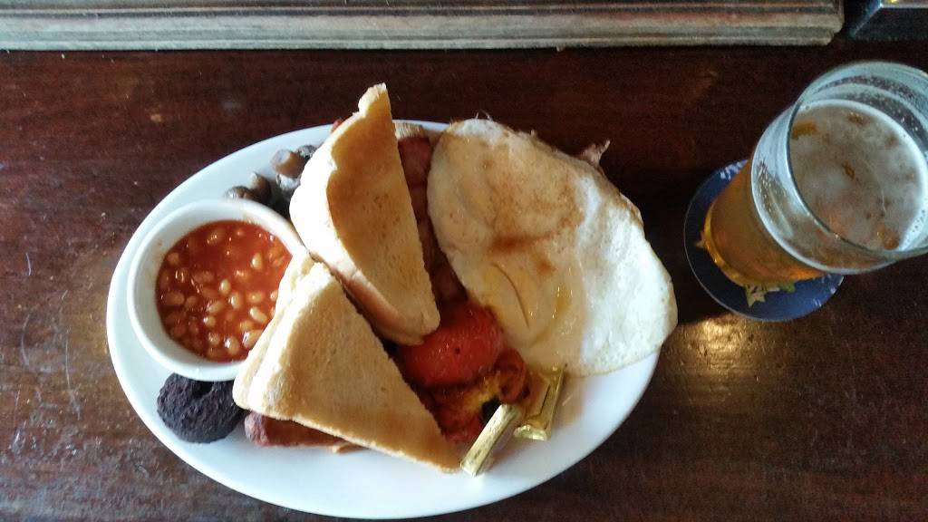 The Fastnet Pub | restaurant | 1 Broadway, Newport, RI 02840, USA | 4018459311 OR +1 401-845-9311