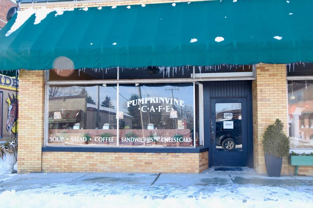 Pumpkinvine Cafe | restaurant | 230 Morton St, Shipshewana, IN 46565, USA | 2607683125 OR +1 260-768-3125
