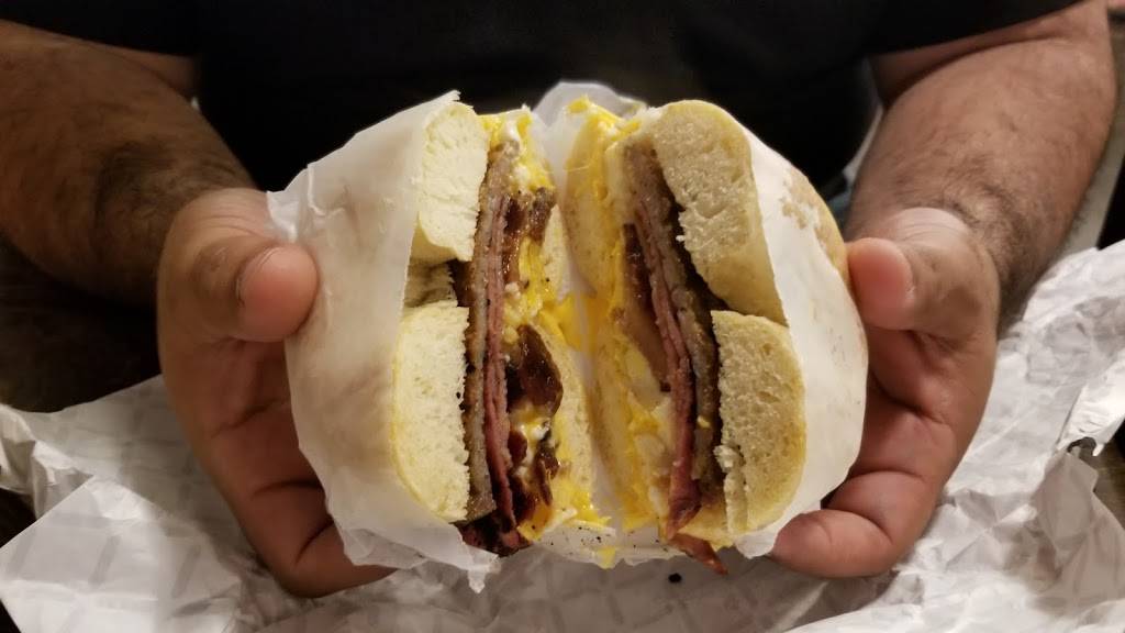 Boss Bagel | restaurant | 6458 N New Braunfels Ave, San Antonio, TX 78209, USA | 2105044888 OR +1 210-504-4888