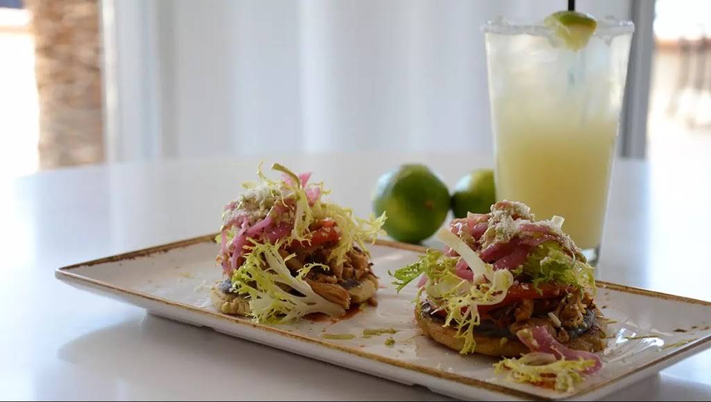 Centro Lounge | restaurant | 4949 E Lincoln Dr, Scottsdale, AZ 85253, USA | 4806273043 OR +1 480-627-3043