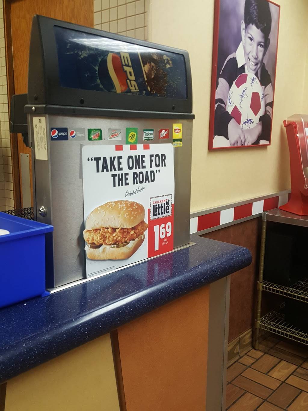 KFC | restaurant | 717 12th St SE, Rochester, MN 55904, USA | 5072886200 OR +1 507-288-6200