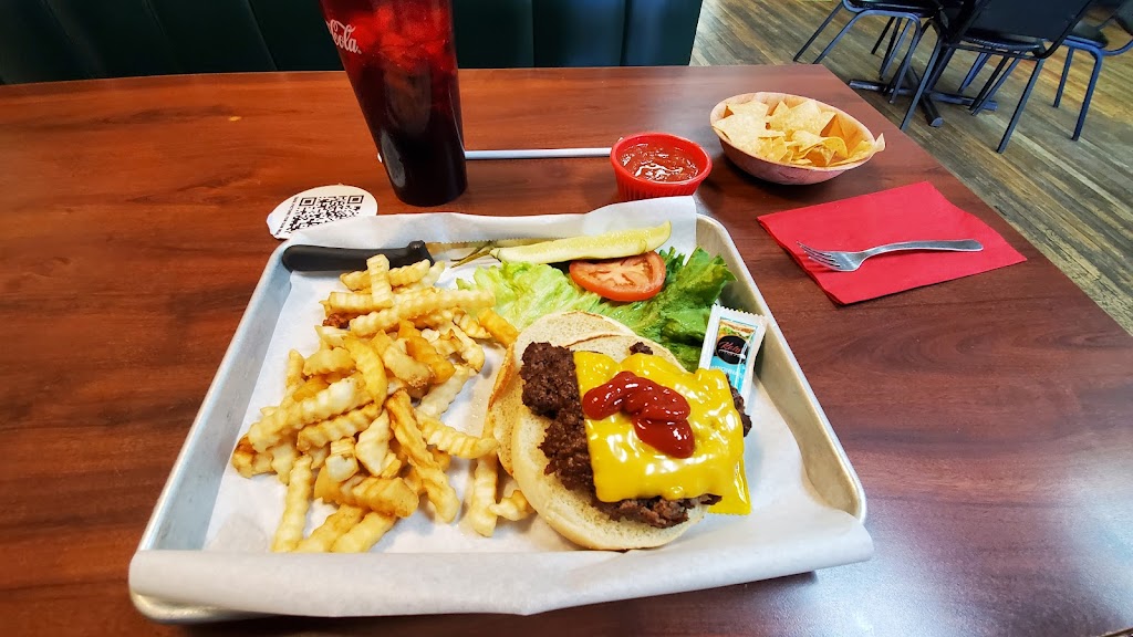 Bojos Grill & Sports Club | restaurant | 117 W 2nd St, Winslow, AZ 86047, USA | 9282890616 OR +1 928-289-0616