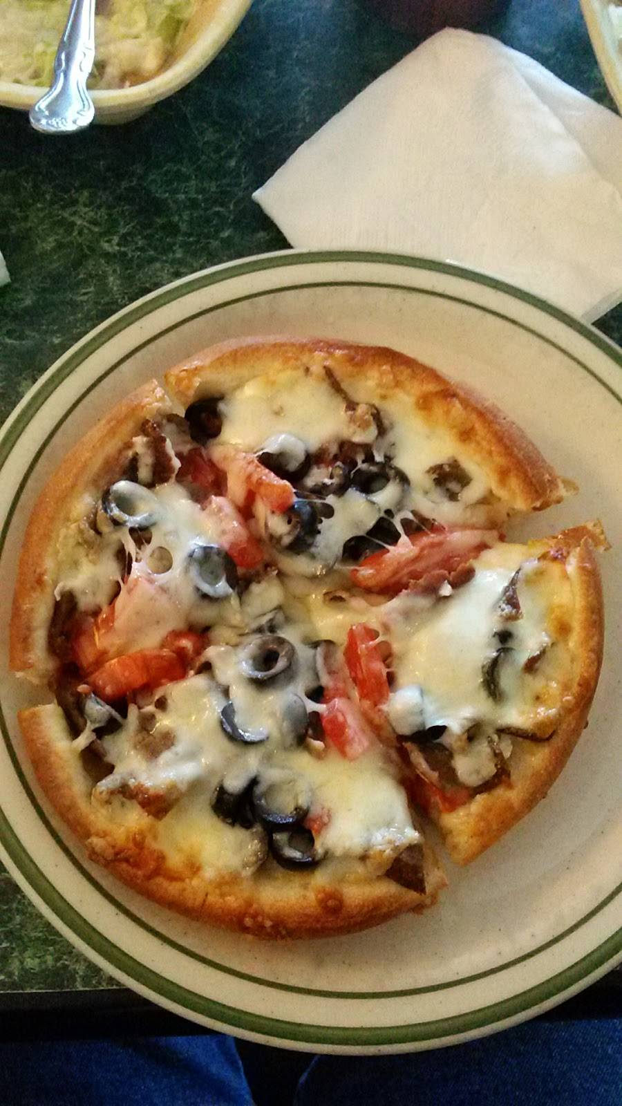 Tavas Pizza | restaurant | SE 4489, GA-20 Suite 7, Conyers, GA 30013, USA | 7703889566 OR +1 770-388-9566