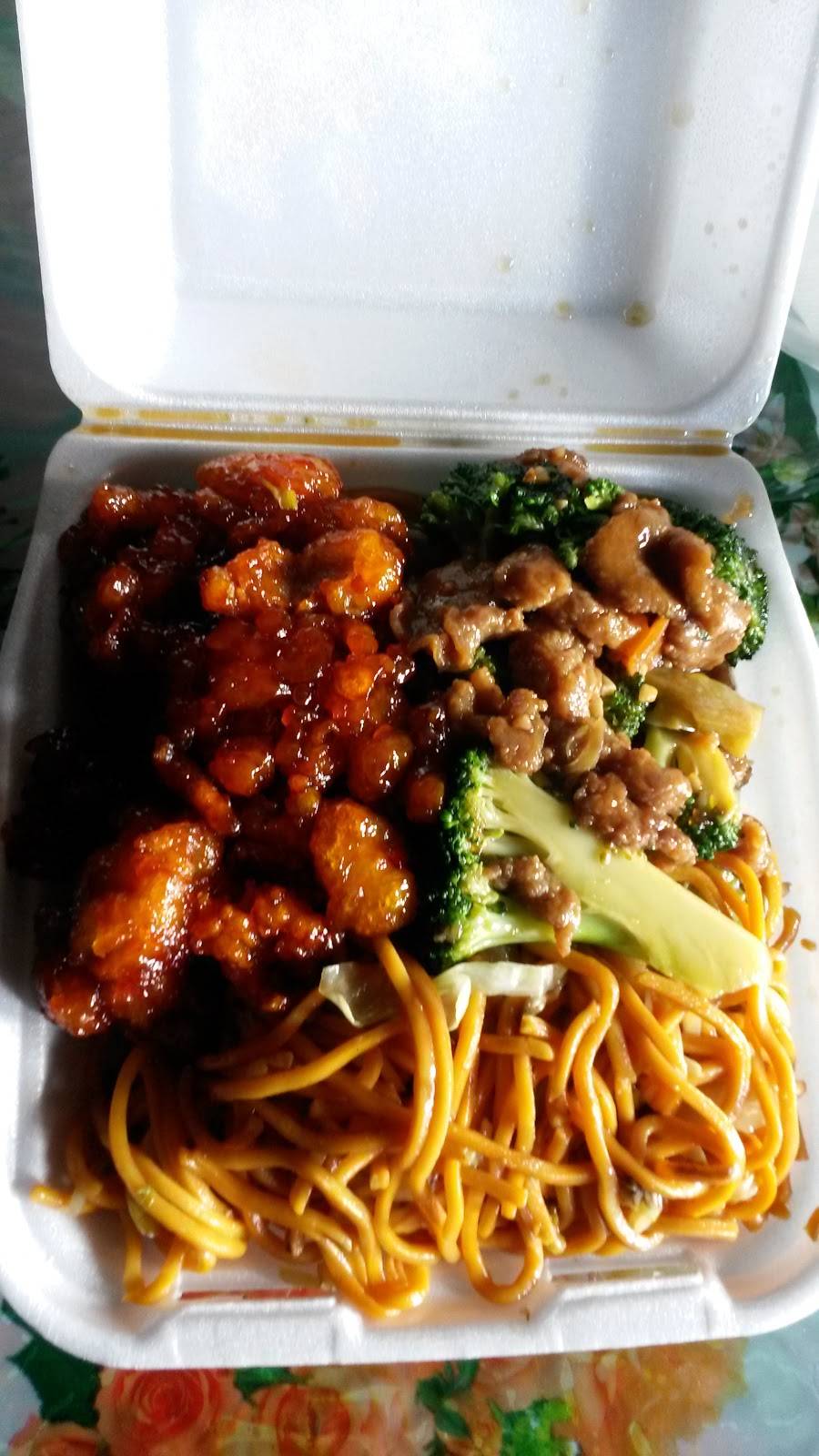 Royal Food Express | restaurant | 9125 Imperial Hwy C, Downey, CA 90242, USA | 5628031818 OR +1 562-803-1818