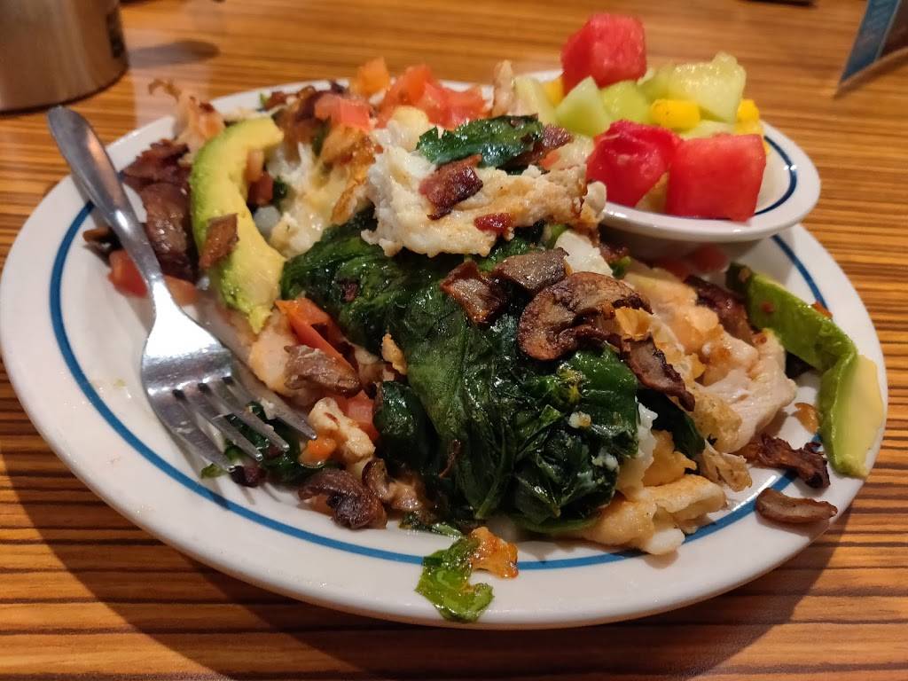 IHOP | restaurant | 9565 S University Blvd, Highlands Ranch, CO 80126, USA | 7203447383 OR +1 720-344-7383